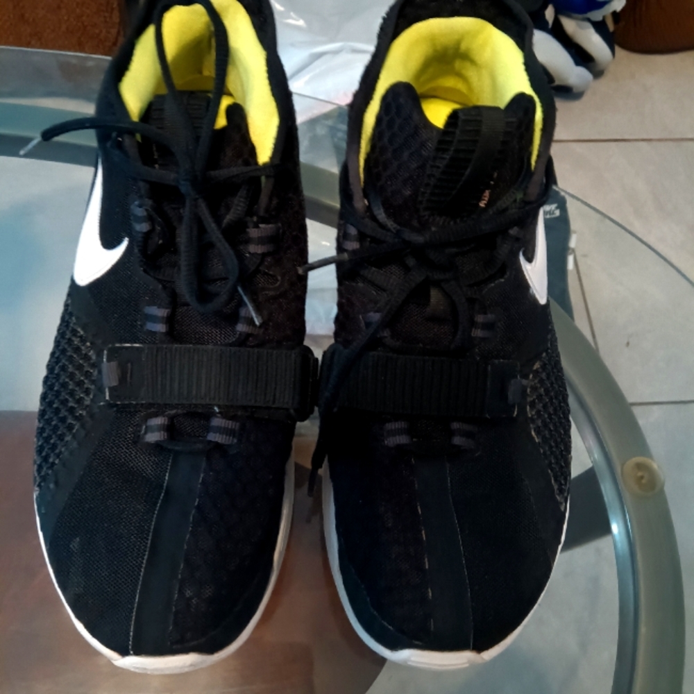 Nike shoes